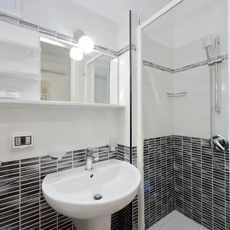 Giuly Bed & Breakfast 4*