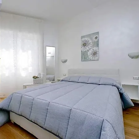 B&B Giuly 피우미치노
