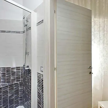 Giuly B&B 피우미치노
