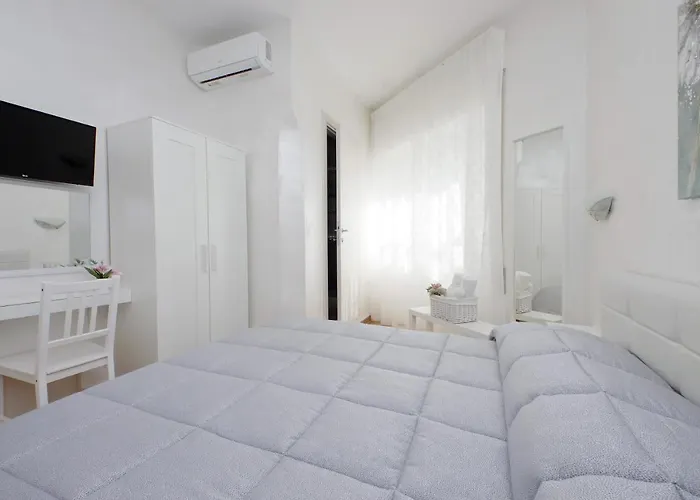 Giuly Фьюмичино